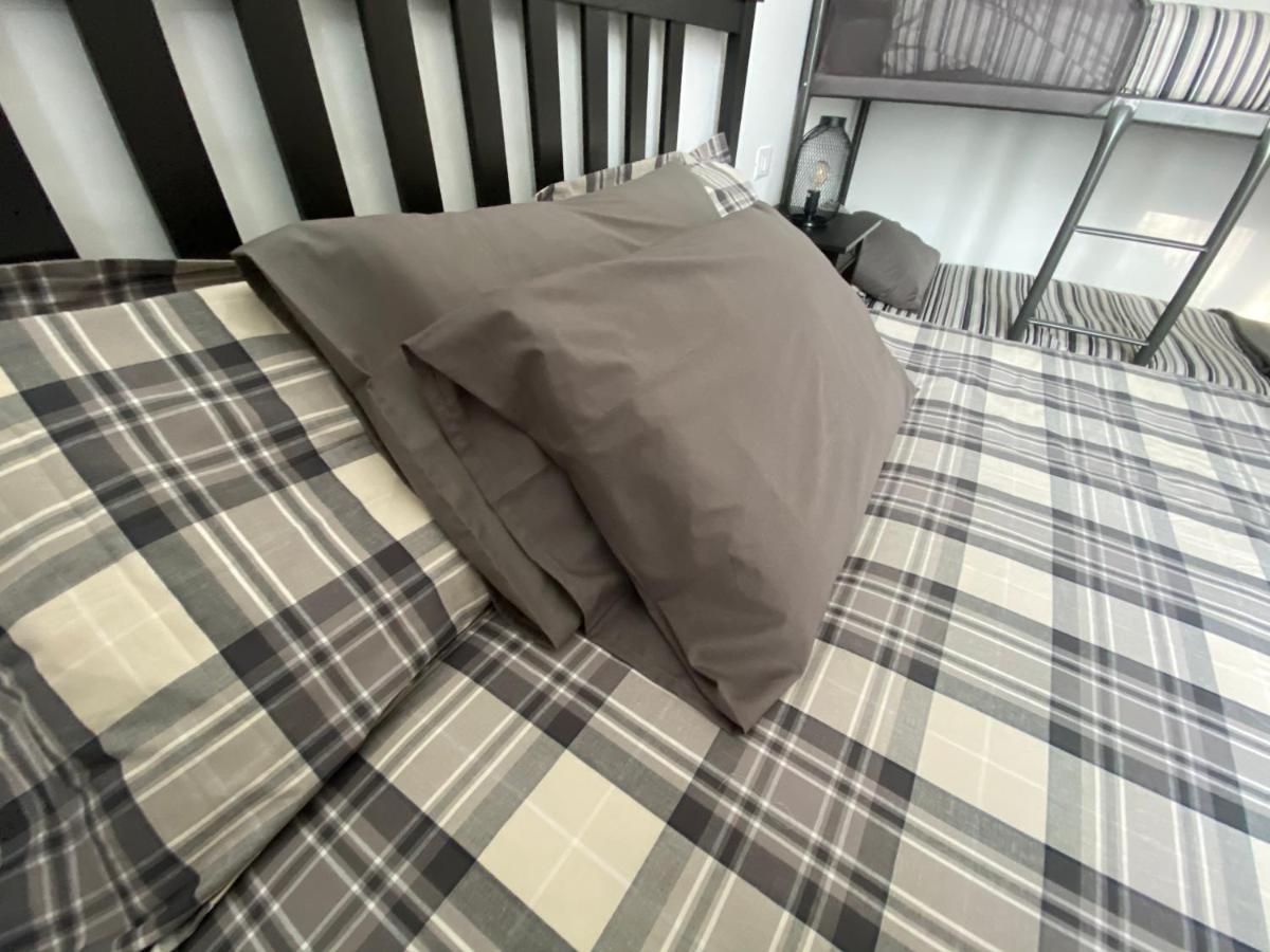 Bed and Breakfast Frankie'S House Ghiffa Esterno foto