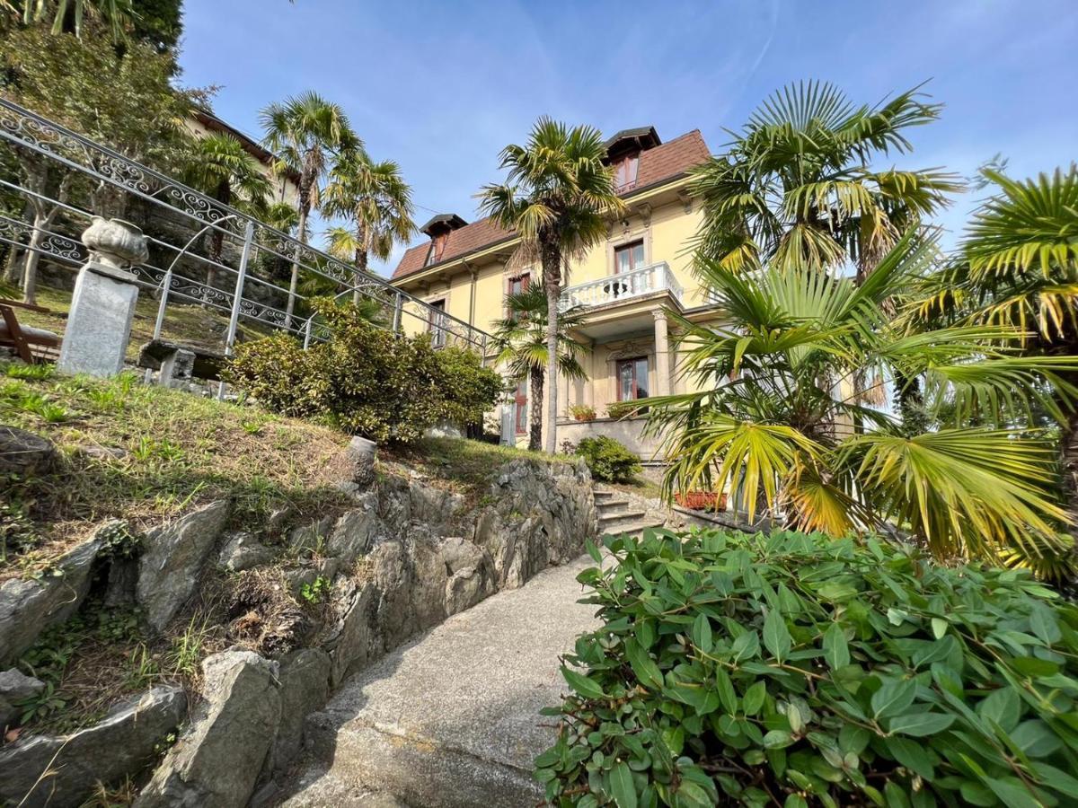 Bed and Breakfast Frankie'S House Ghiffa Esterno foto